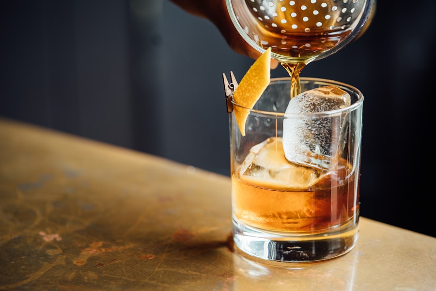 Cocktail préparé au bar lors d'un événement d'entreprise