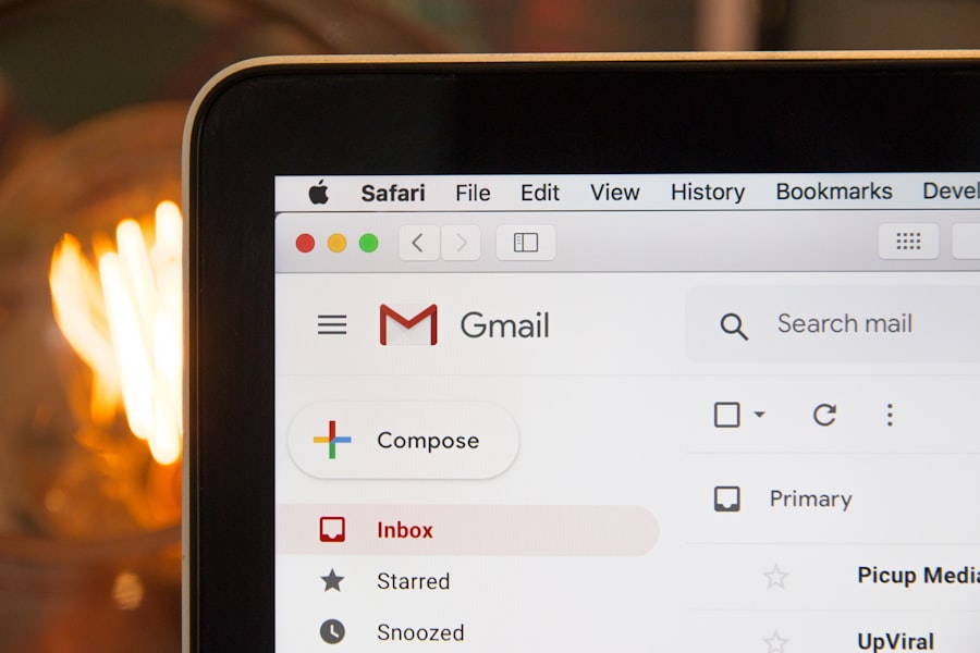 Boîte mail ouverte sur l'écran d'un ordinateur